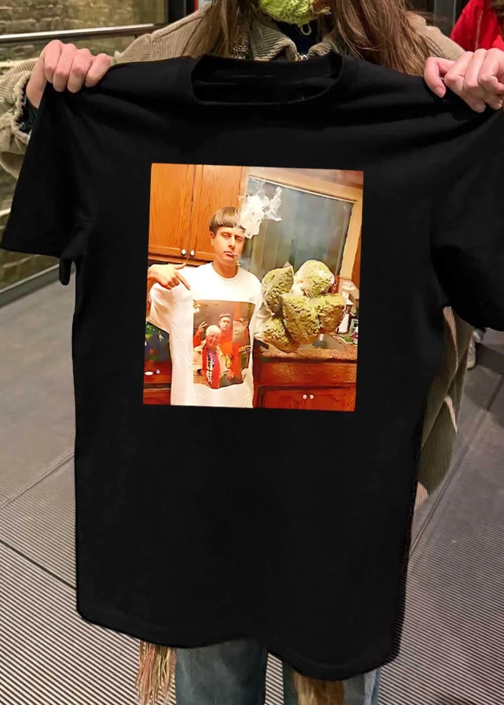 Oliver Tree Smoking Cannabis Bags T-Shirt
