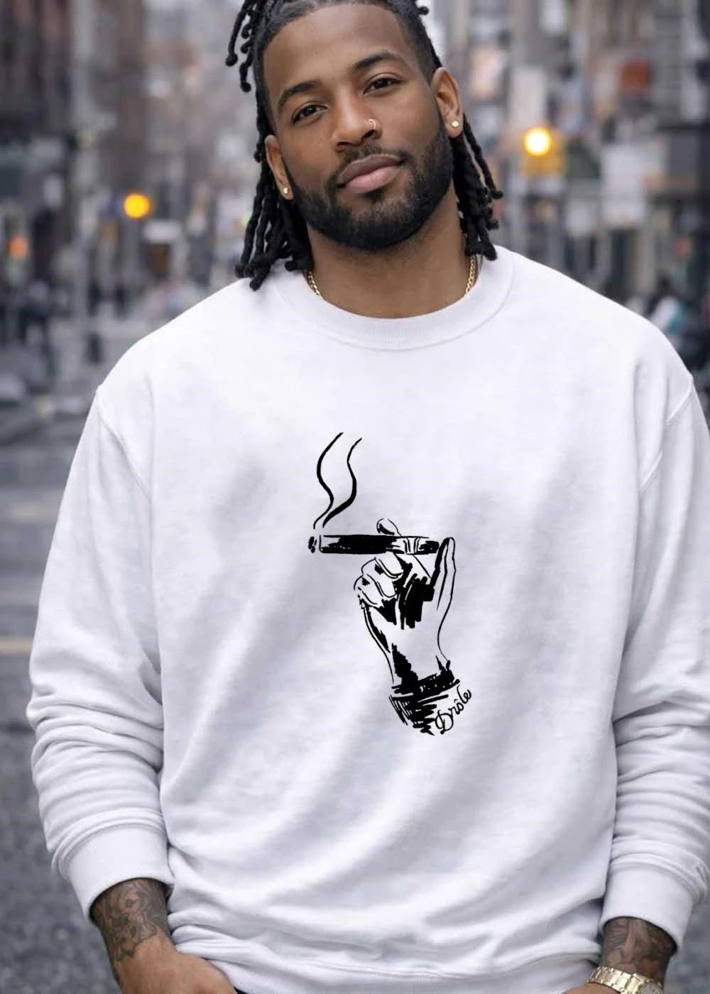 Drôle Hand Holding a Smoking Cigar T-Shirt