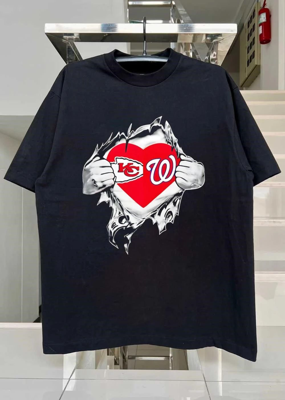 Sport Fan Apparel’ Person Ripping Open Shirt Reveal KC Chiefs Washington Nationals T-Shirt