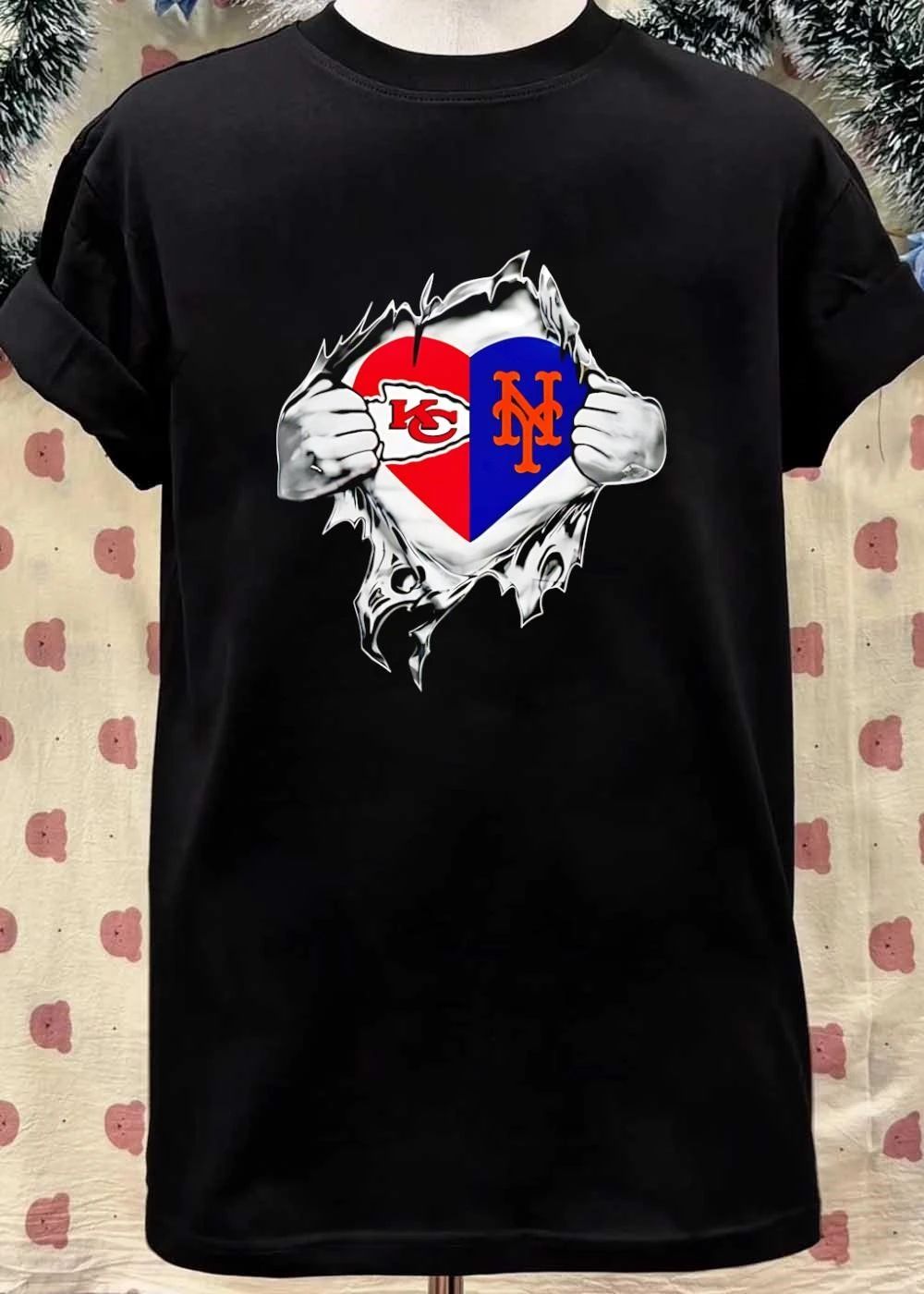 KC Mets Heart Ripped Chest Fan T-Shirt
