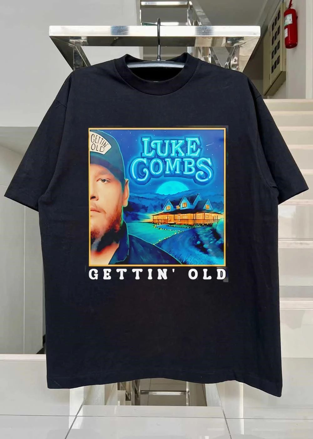 Gettin’ Old Luke Combs Gettin’ Old Shirt