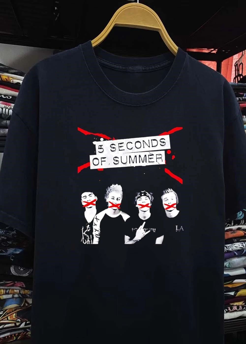 5 Seconds of Summer Band Member Mouth Red X T-Shirt