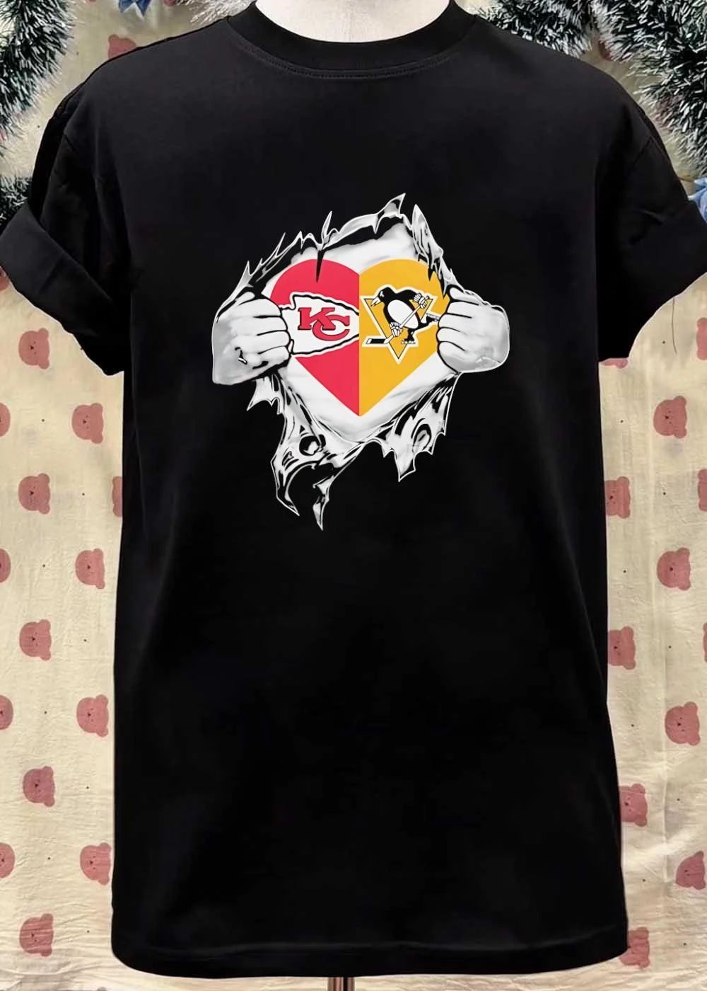 Heart KC Chiefs Pittsburgh Penguins Ripping Chest T-Shirt
