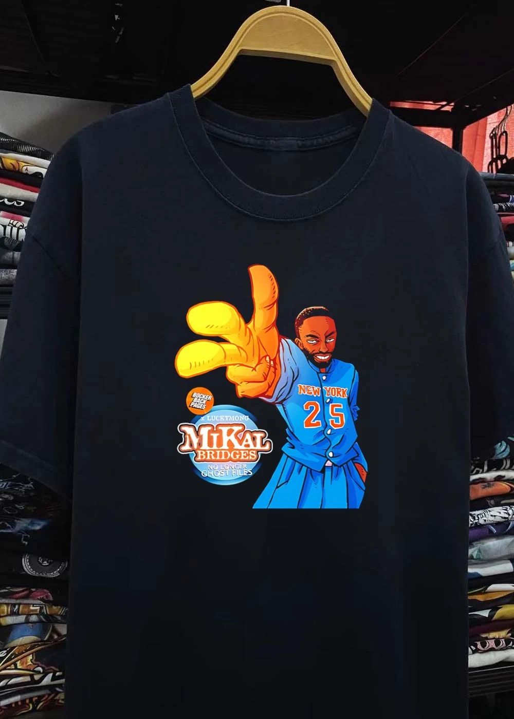 Mikal Bridges Pointing Hand New York 25 T-Shirt