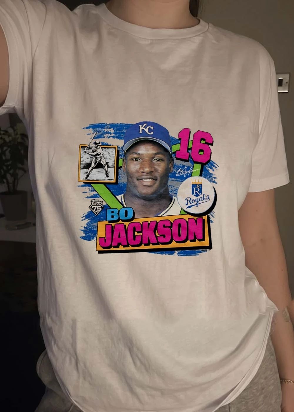 Bo Jackson 16 Topps 75 Kansas City Royals baseball player shirt