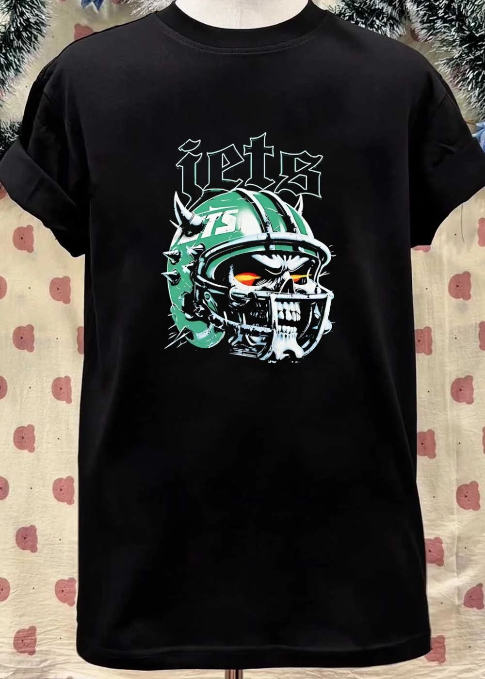 Skull Wearing Spiked Football Helmet Jets T-Shirt