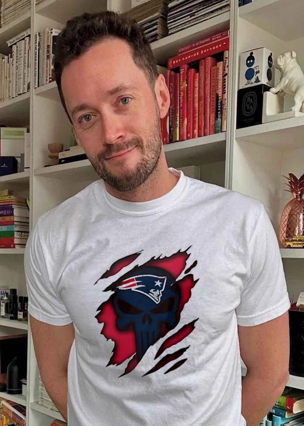Patriots Skull Torn T-Shirt